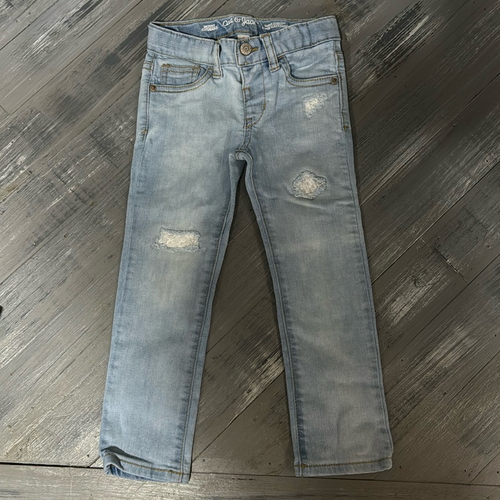 Cat and Jack Skinny distressed Jeans. 4t